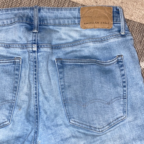 31 x 30 American Eagle Athletic Fit Jeans - Picture 5 of 12